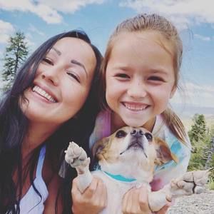 Meet your Posher, Monica